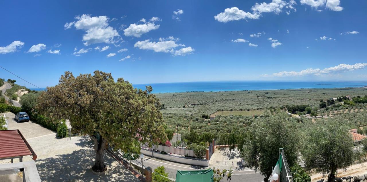 Villetta - Qui Dove Il Mare Luccica - Affitti Brevi Italia Monte SantʼAngelo Екстериор снимка