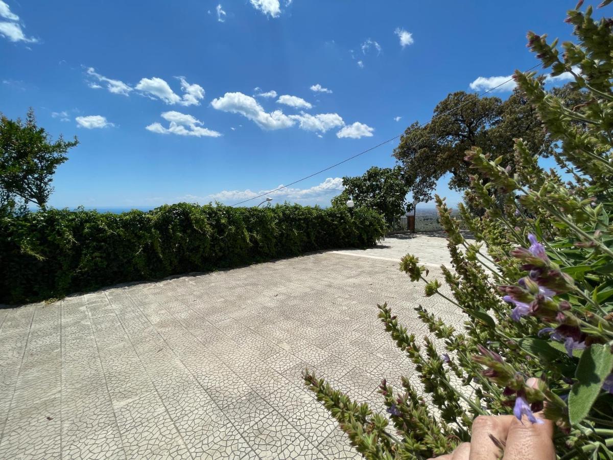Villetta - Qui Dove Il Mare Luccica - Affitti Brevi Italia Monte SantʼAngelo Екстериор снимка
